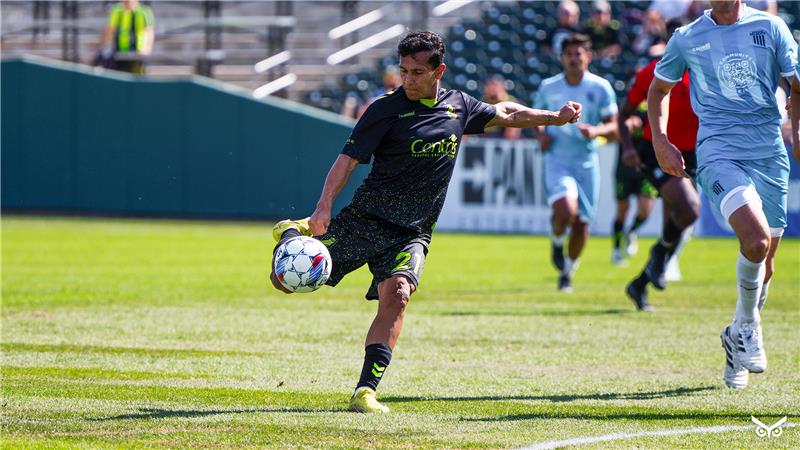 Aaron Gomez taking a shot on the volley